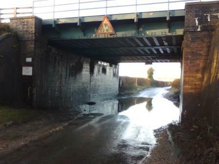 The photo for Sandridgebury Lane railway bridge.
